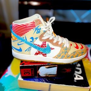 Nike SB Dunk High
Thomas Campbell What the Dunk Sz 11 100% Authentic